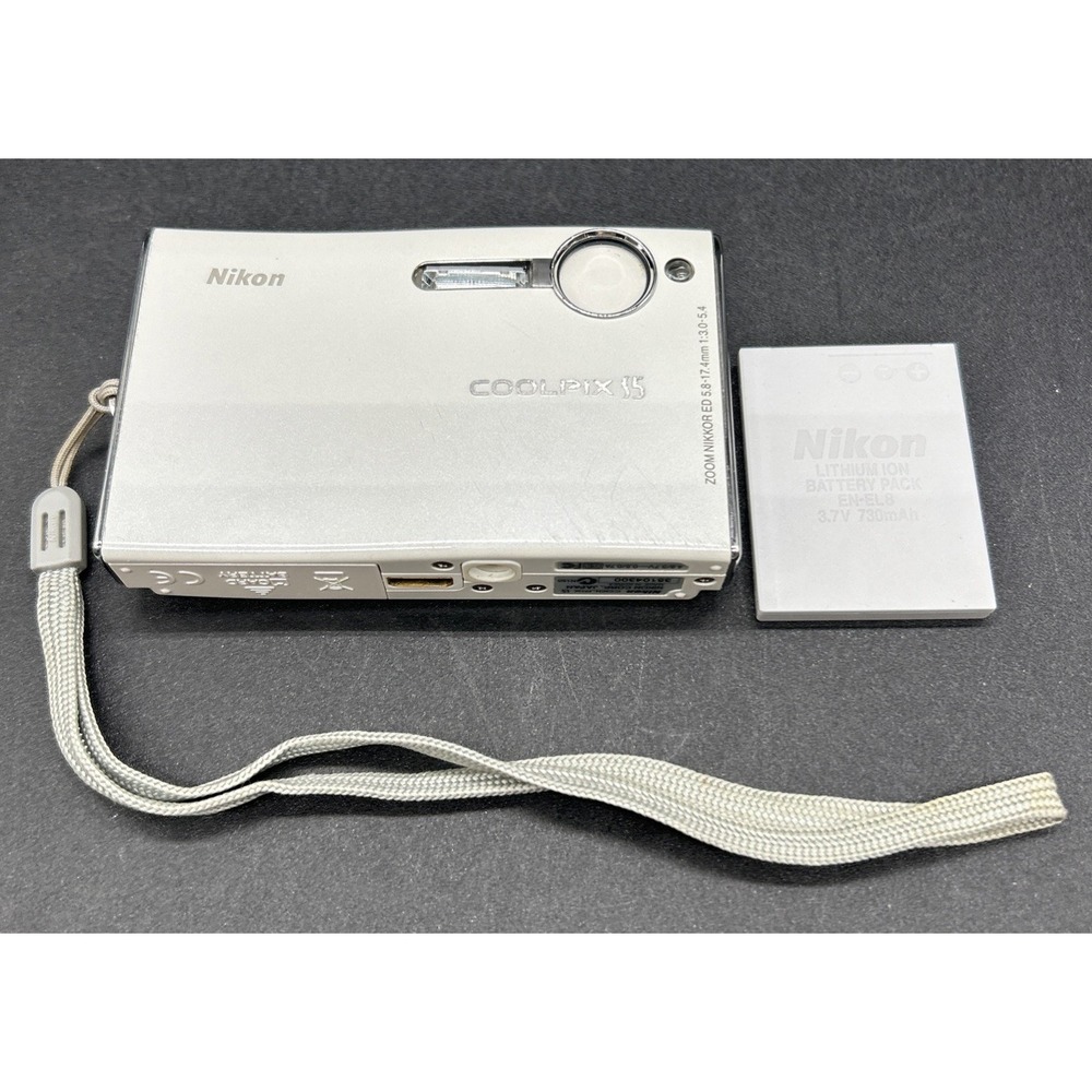 Nikon Coolpix S5 White Digital Camera 6.0MP CCD Retro Y2K Vintage - No Charger